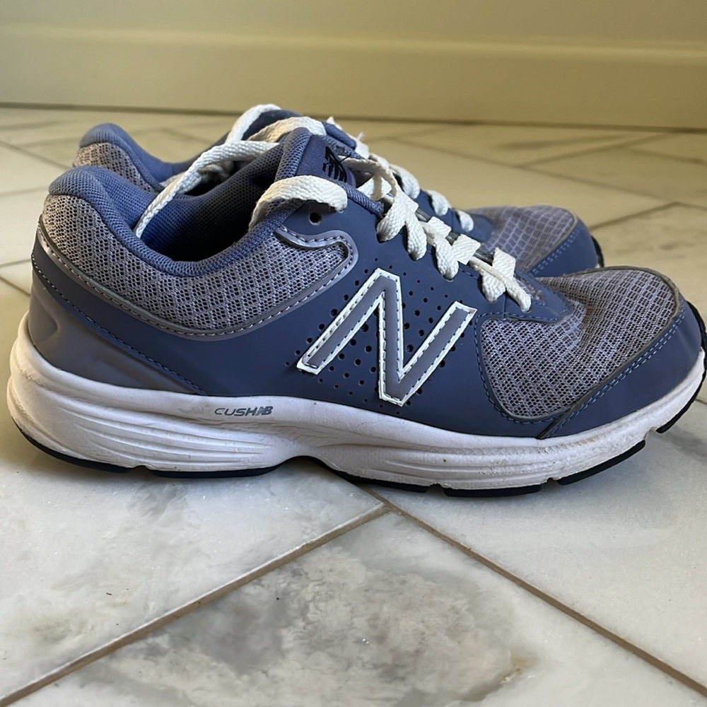 Women’s New Balance